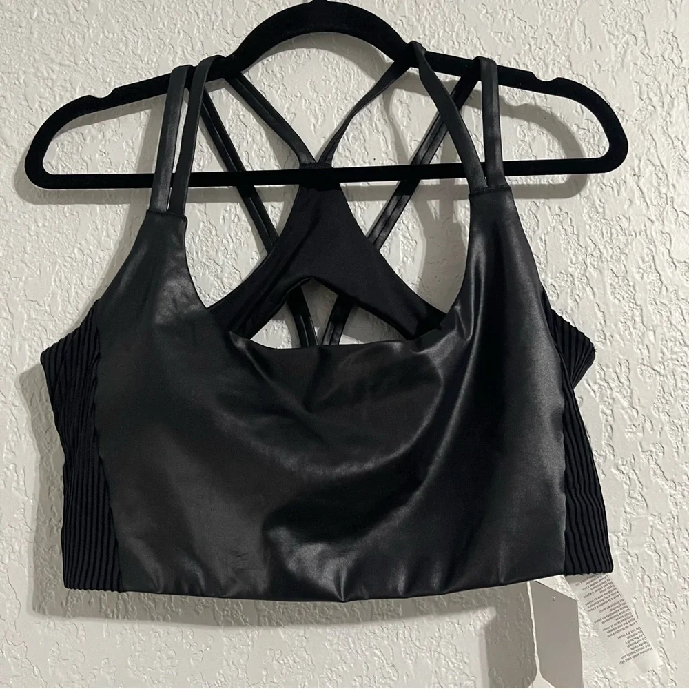 Fabletics Principal low Impact‎ Shine Bra Size XL